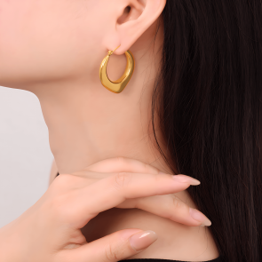Fashionable simple geometric earrings