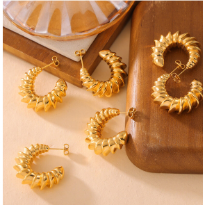 Simple Corrugated Semicircle Earrings