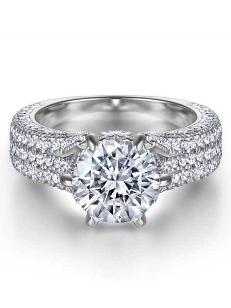 Round Cut Moissanite Ring
