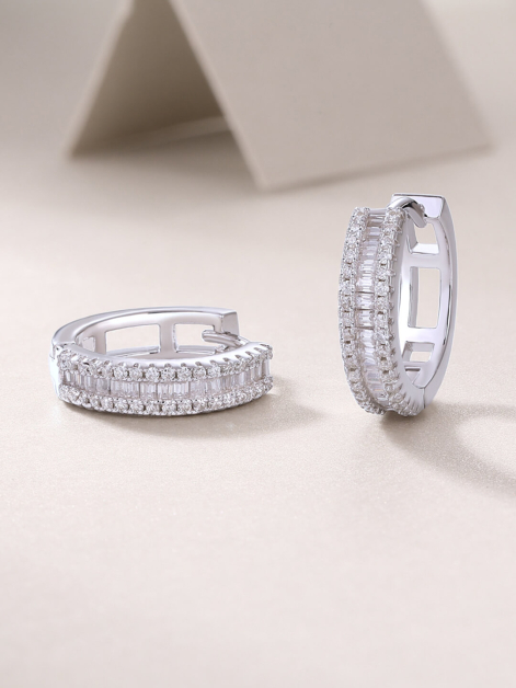 ASILEY Huggie Earrings VVS Moissanite 