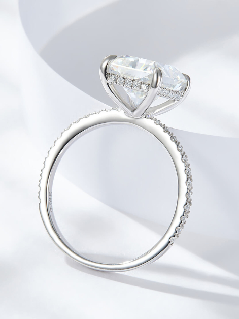 Custom Radiant-Cut Moissanite Ring