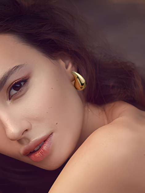 Hollow Drop-Shaped Earrings