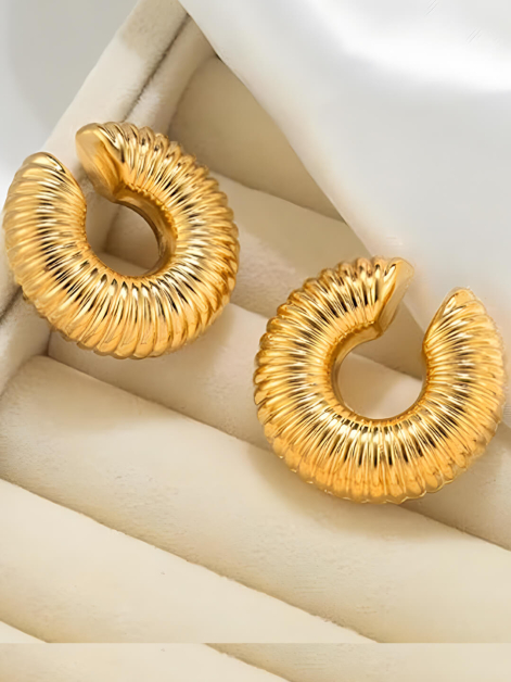 Hollow Round Opening Ear Clip