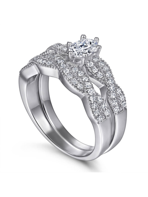 Oval Cut Moissanite Ring Set