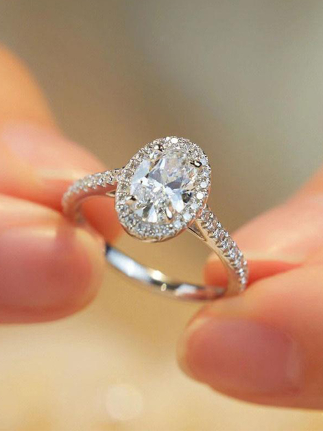 Oval Halo Moissanite Engagement Ring