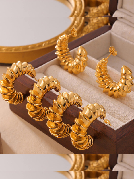 Simple Corrugated Semicircle Earrings