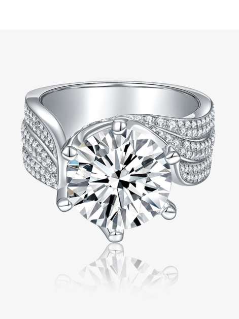 Round Cut Moissanite Classic Ring For Women 