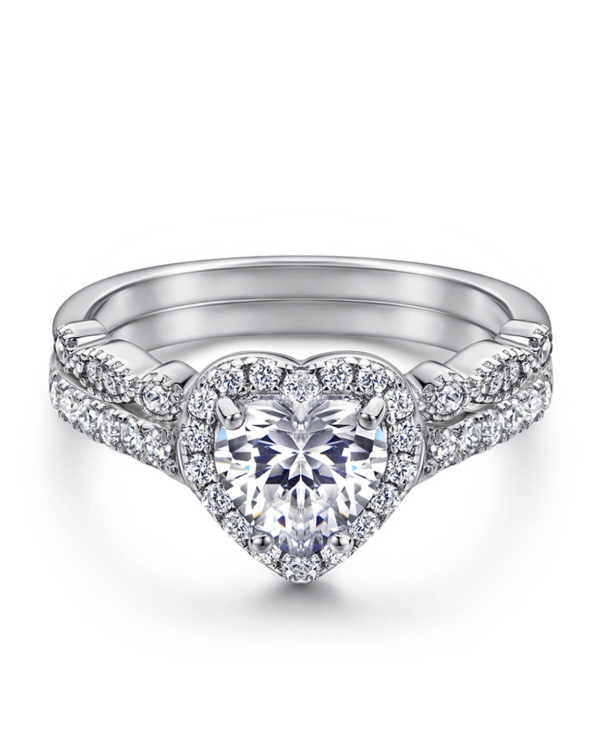 Halo Heart Shaped Moissanite Ring Set
