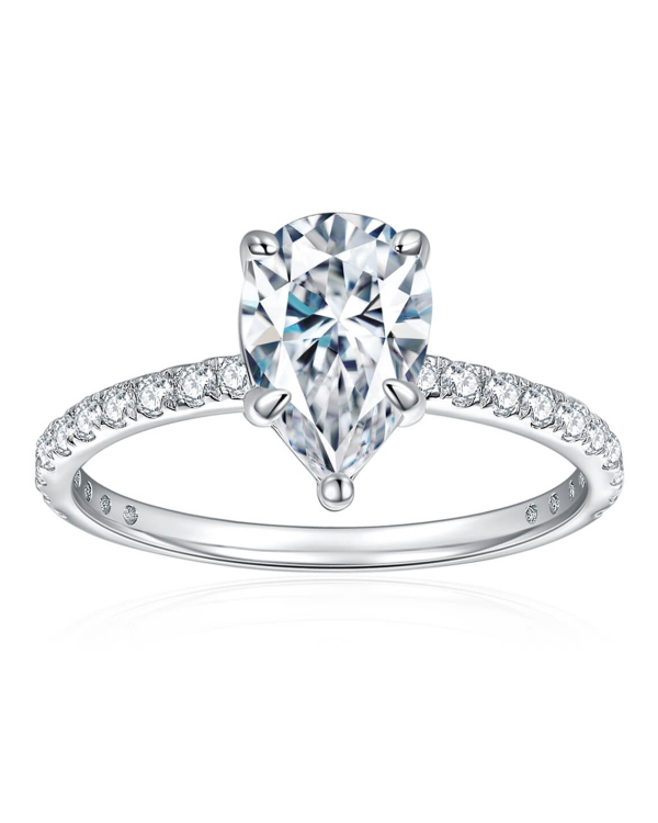 Stunning Pear-Cut Moissanite Ring